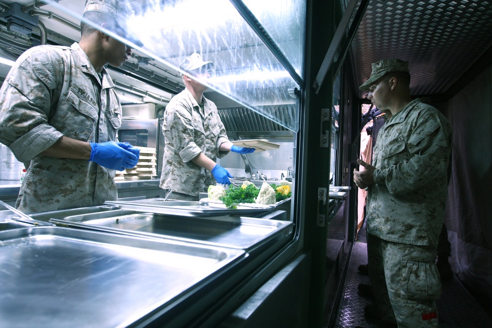2nd MLG food service Marines cook up first place field mess