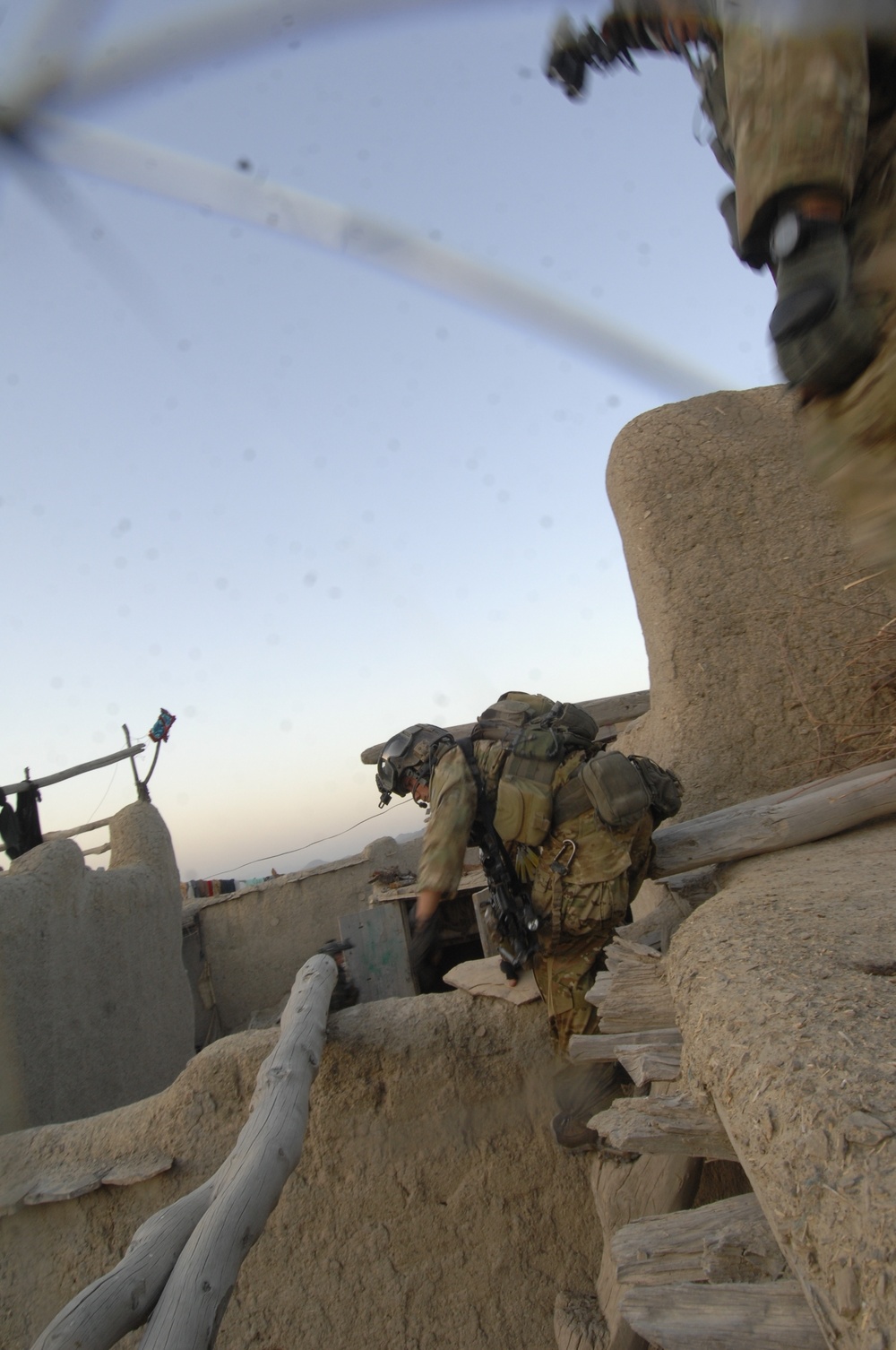 Soldiers secure targeted compound