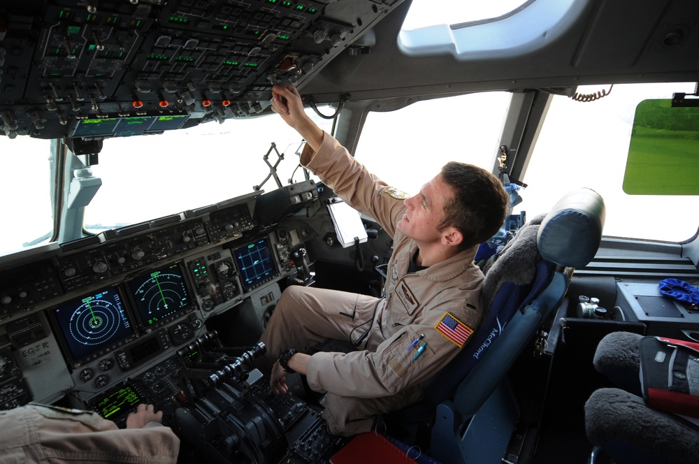 C-17 Pilot