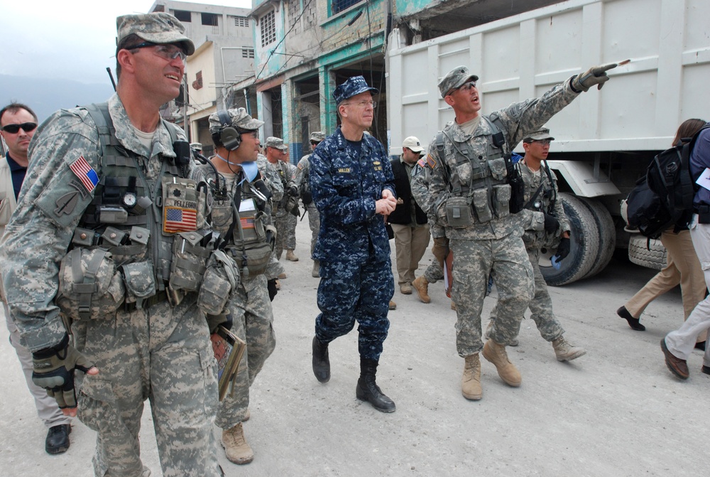 Chairman of the Joint Chiefs of Staff Visits With 2nd Brigade Combat Team Soldiers in Haiti