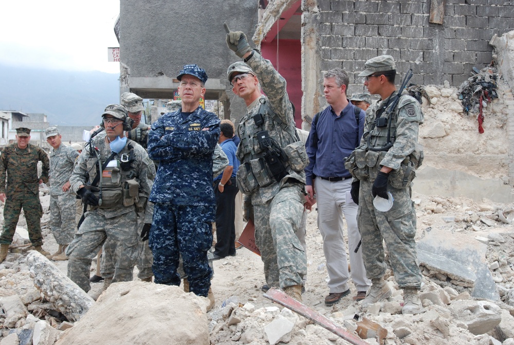 Chairman of the Joint Chiefs of Staff Visits With 2nd Brigade Combat Team Soldiers in Haiti