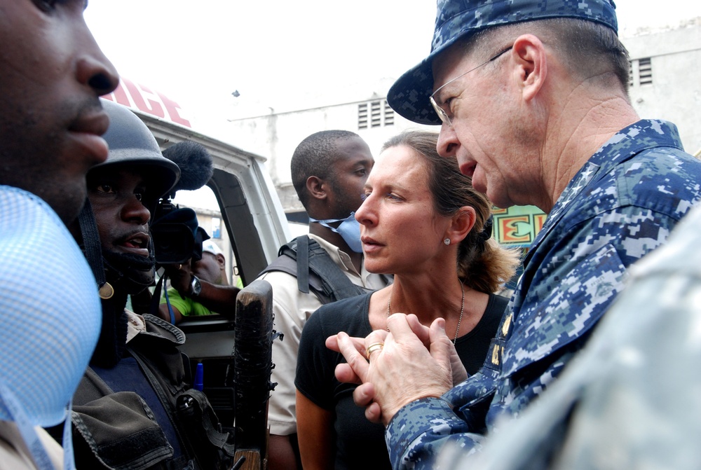 Chairman of the Joint Chiefs of Staff Visits With 2nd Brigade Combat Team Soldiers in Haiti