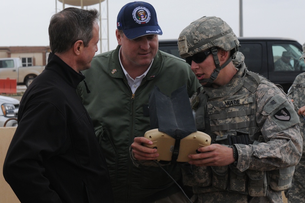 Governors Support Soldiers With Visit