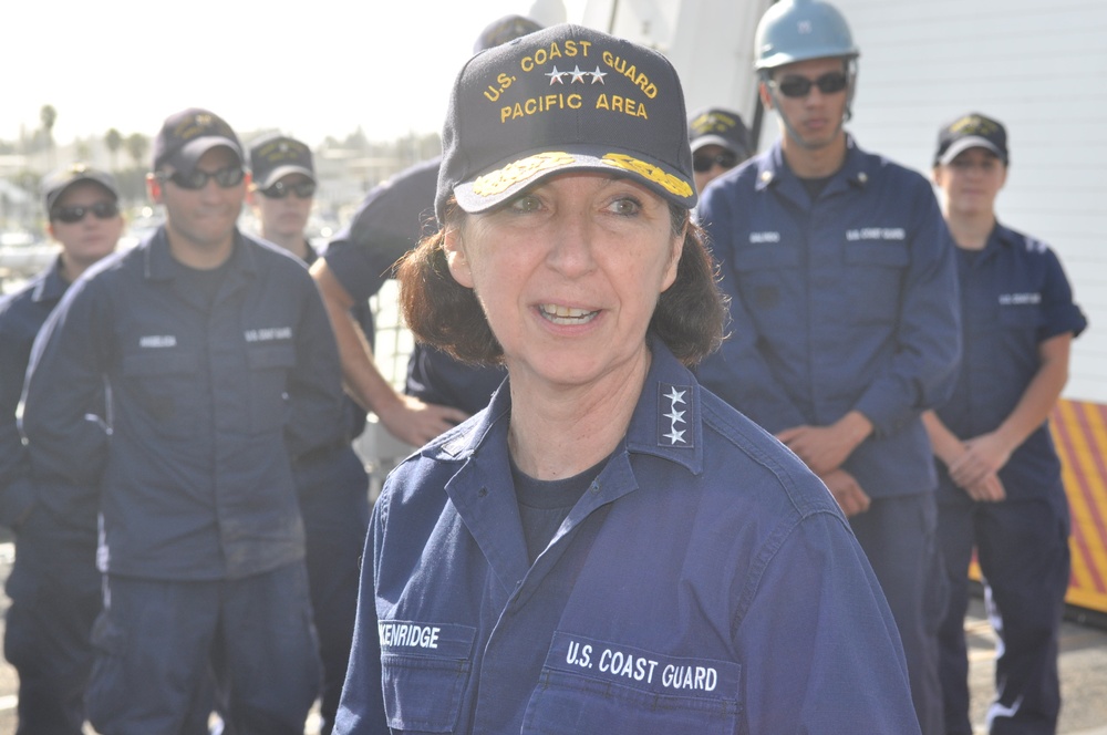 Coast Guard Vice Adm. Welcomes Waesche Crew to Their New Home