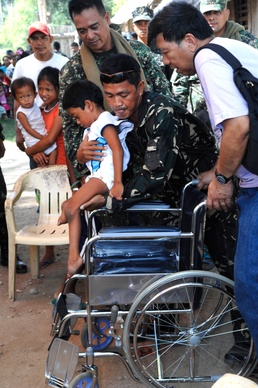 Philippine Armed Forces Spread Good Will