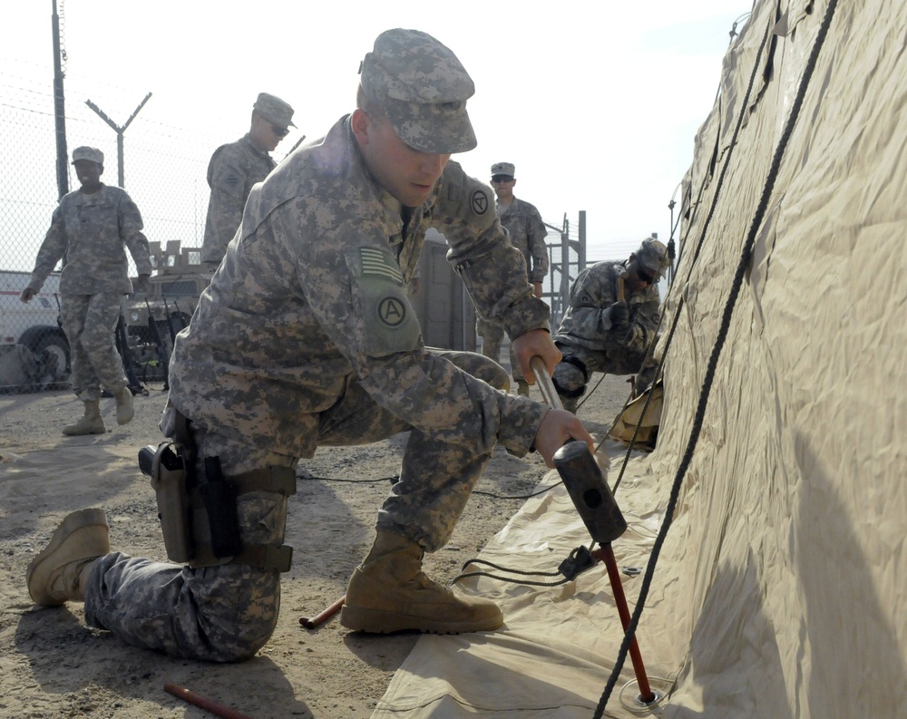 Troops Conduct Assault Command Post Set-up