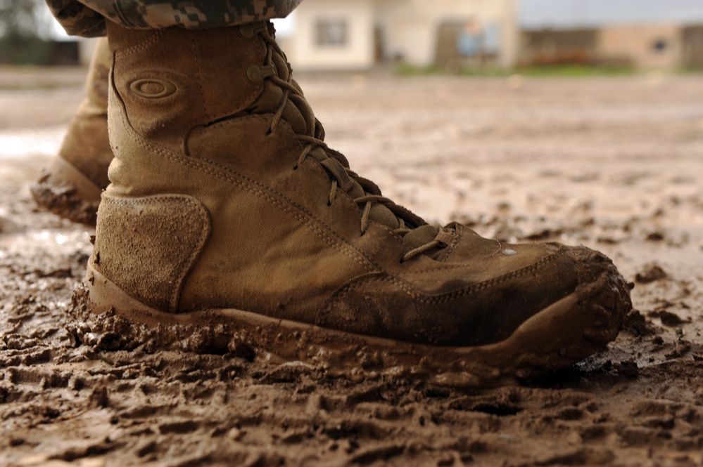 Golden Lions Prepare for QRF duties on Election Day