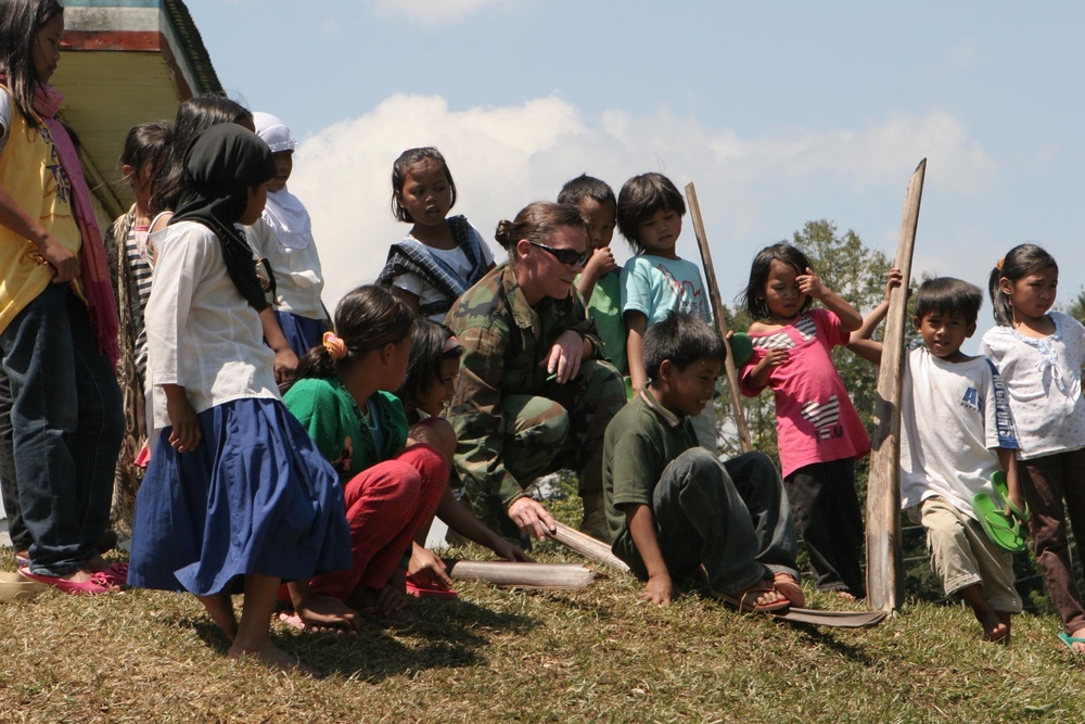 Hundreds Celebrate New School Buildings Built by Filipino Contractors and U.S. Navy Seabees