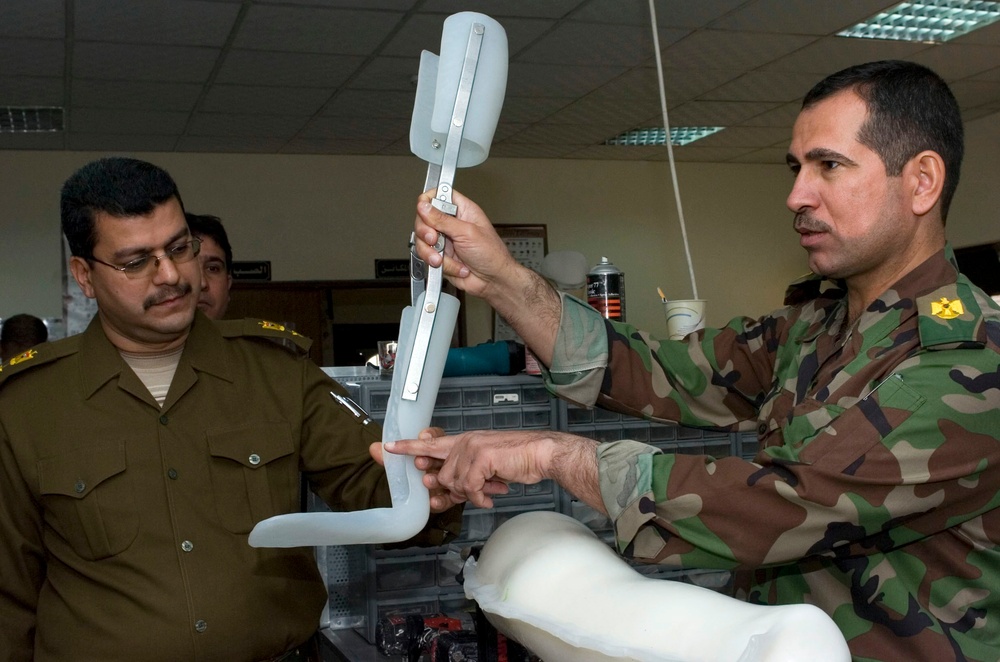 USF-I Surgeon Med Opps visit to Baghdad 
Artificial Limb and Physical Therapy facility
