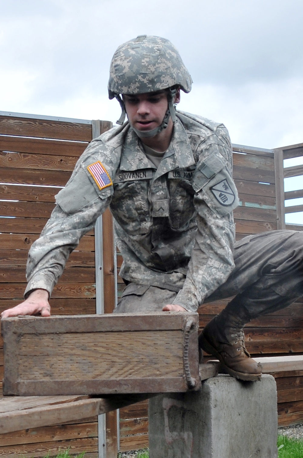 Presidio Soldiers Take on Leadership Challenges, Obstacles