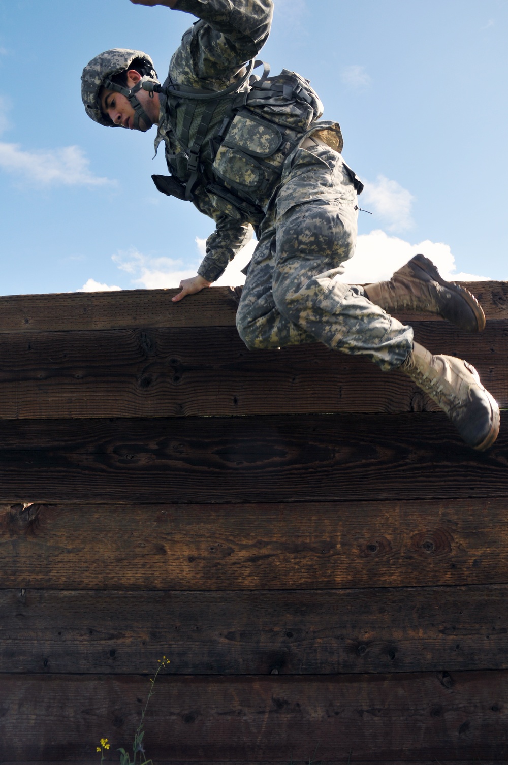 Presidio Soldiers Take on Leadership Challenges, Obstacles