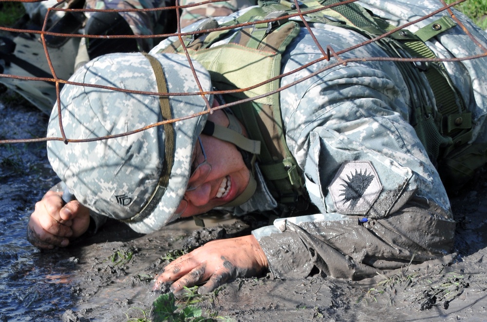 Presidio Soldiers Take on Leadership Challenges, Obstacles