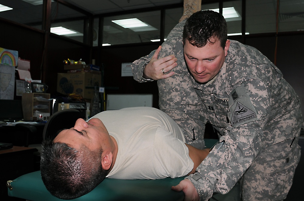 Soldier brings international medical expertise to USD-C