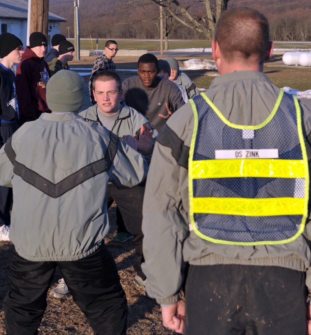 Pennsylvania National Guard recruits conduct PT