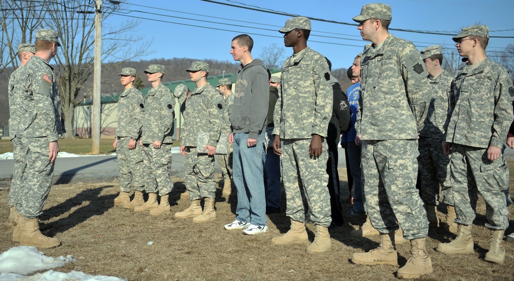 Pennsylvania National Guard Recruits Conduct PT
