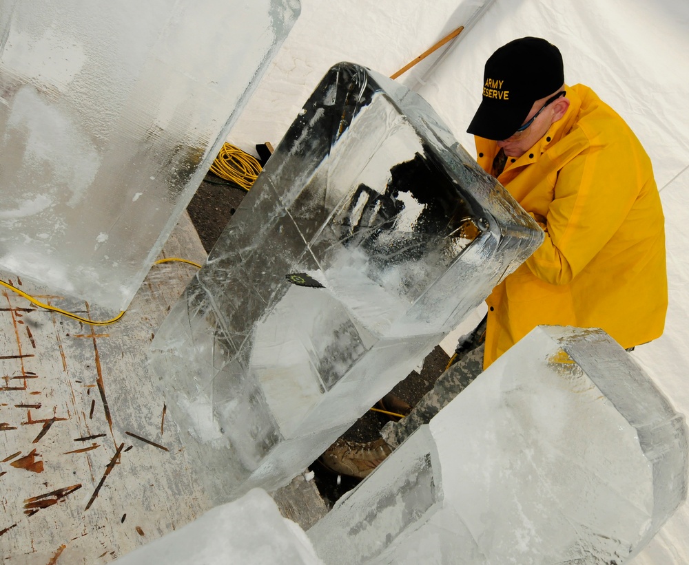 Skinner, Beard, Vaughan compete in five-block ice carving at Army Culinary Arts Competition