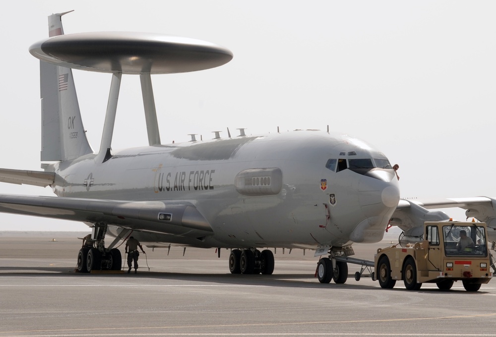 Sentry Maintainers on the Job in Southwest Asia