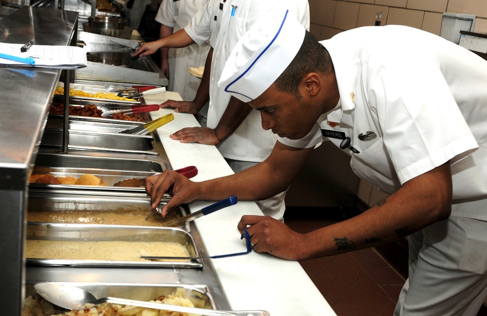 69th Air Defense Artillery Brigade Soldiers put cooking skills to the test