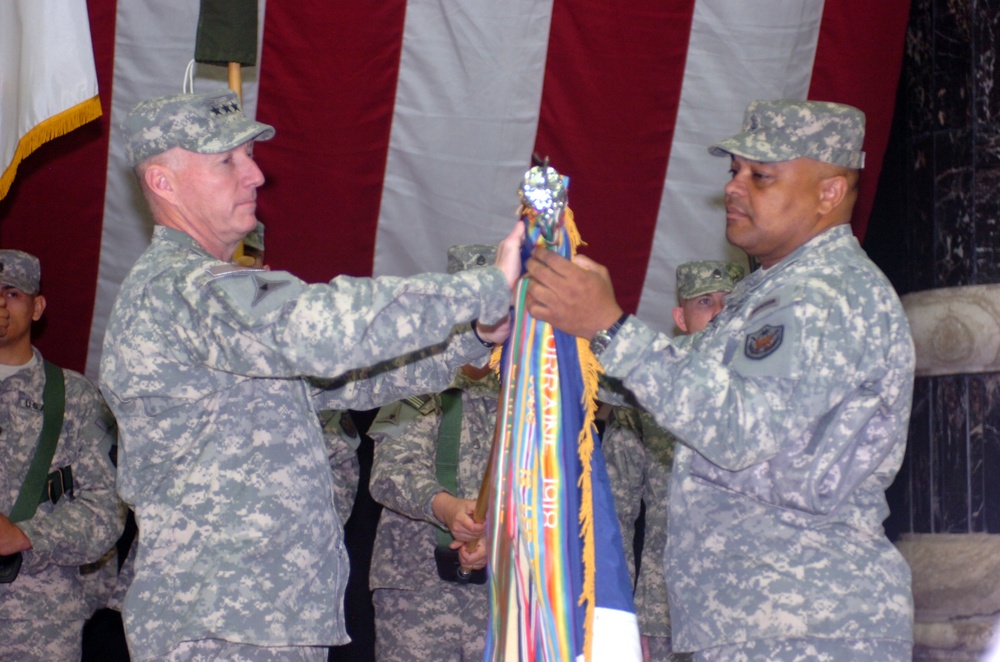 III Corps uncases colors, begins mission as nucleus of USF-I