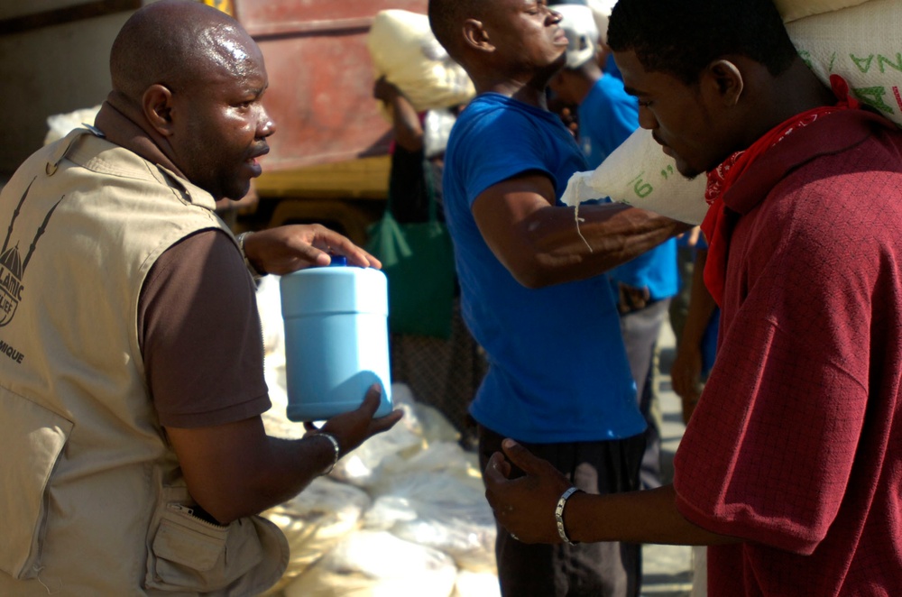 Collaboration: the Key to Successful Humanitarian Aid Distribution