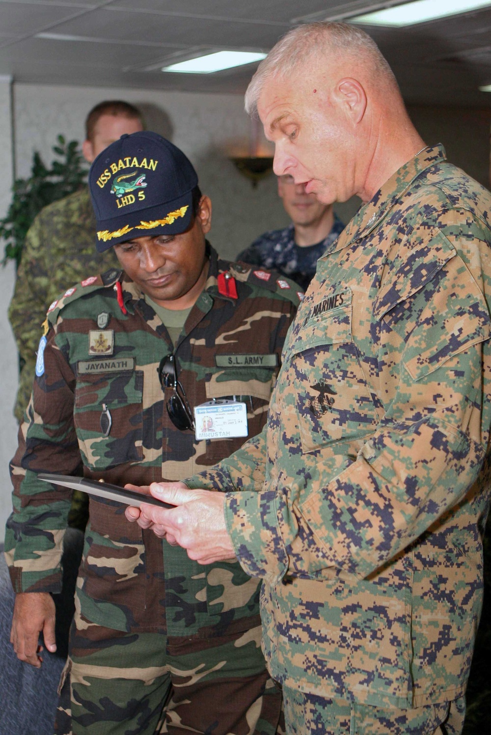 Canadian, Sri Lakan military members visit USS Bataan, 22nd MEU