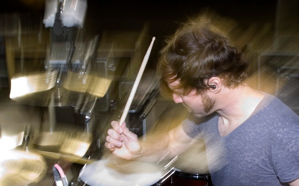 Bad Company performs for the troops