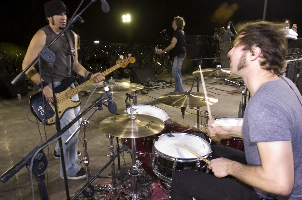 Bad Company performs for the troops