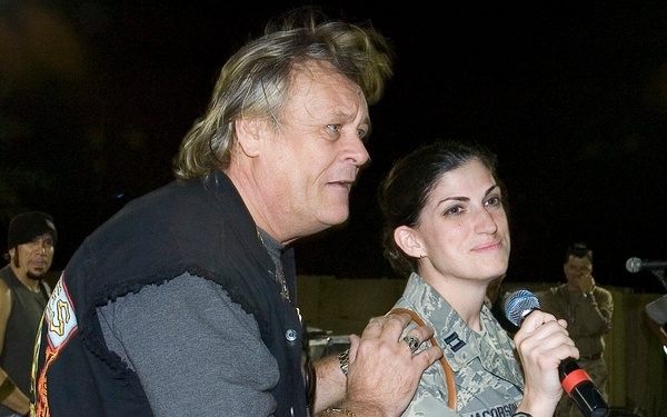 Bad Company performs for the troops