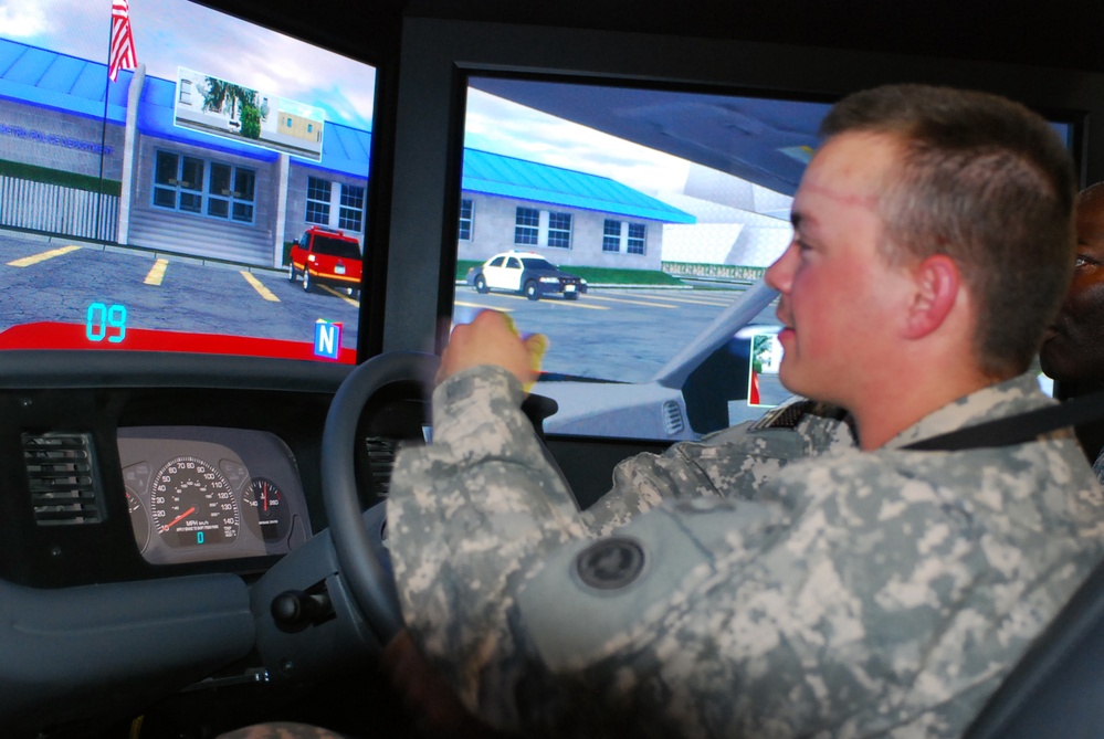 Driving simulators prepare troops for the real thing