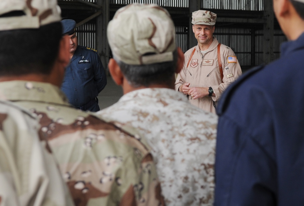 US Air Force turns over aircraft hangar to Iraqi air force