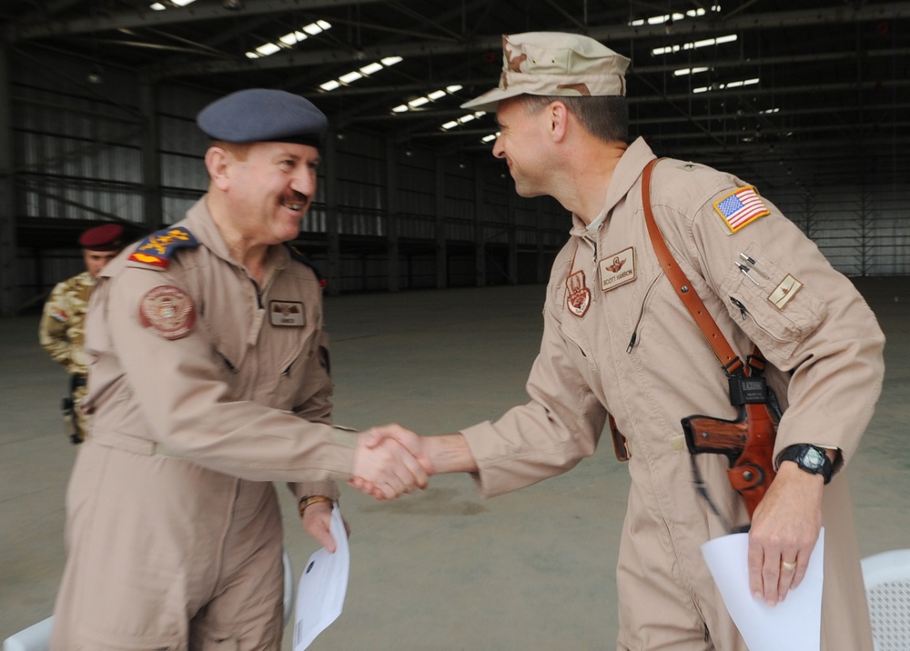 US Air Force turns over aircraft hangar to Iraqi air force