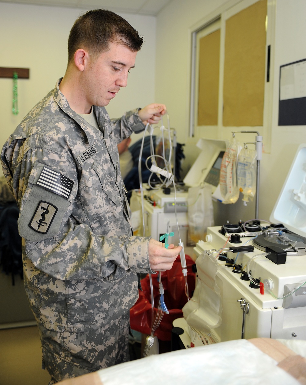 Blood Platelet Donations Vital in Deployed Environment