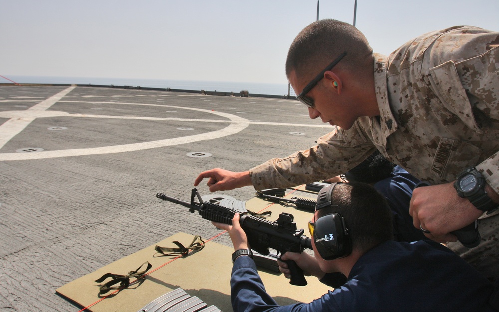 USS Ashland Shotgun, M16 Qualification