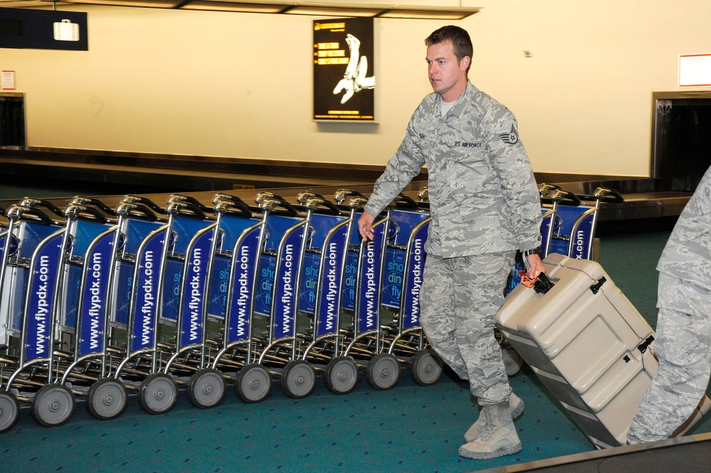 Oregon Airmen return from Haiti deployment