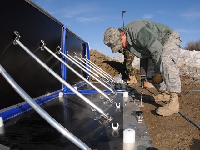 Guardsmen Install Flood Barrier Never Before Used in Fargo