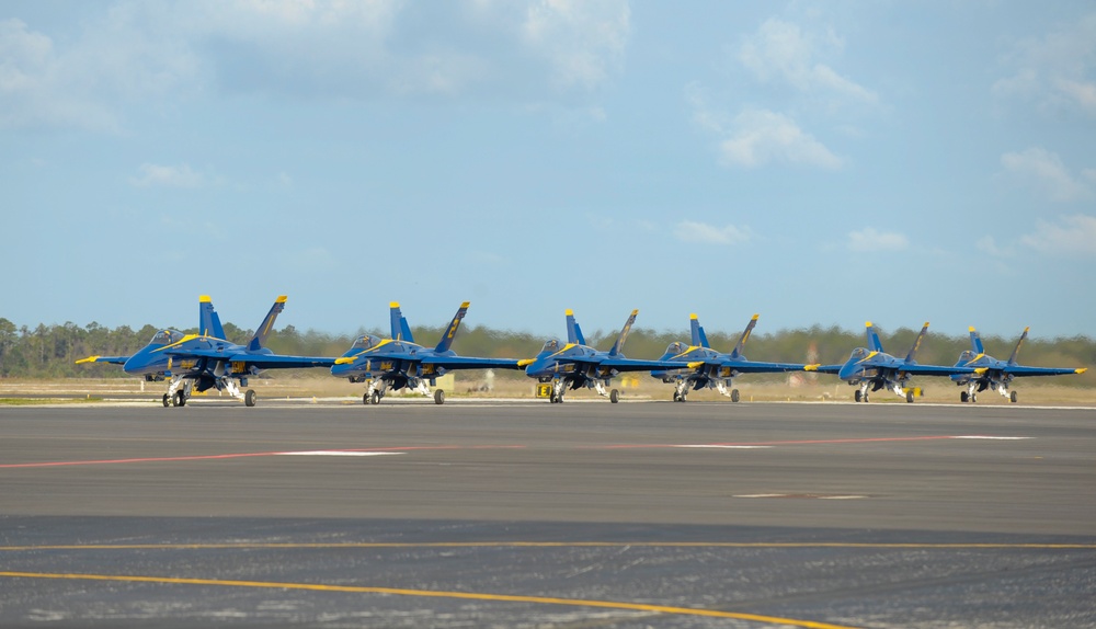 Blue Angels Arrive at MacDiill Air Force Base