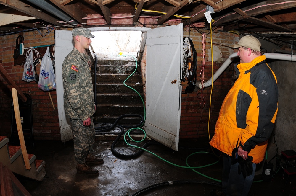 North Dakota flood fighting