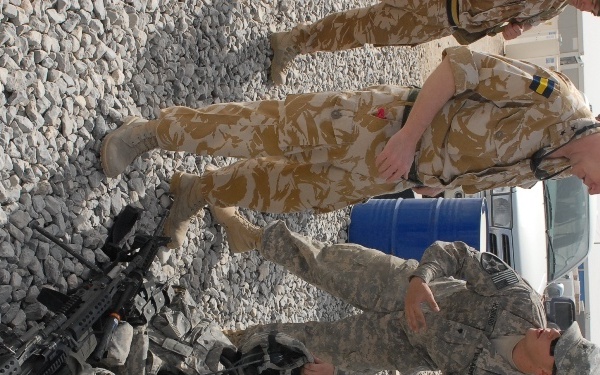 Maj. Gen. Newton Visits 5/2 ID (SBCT)