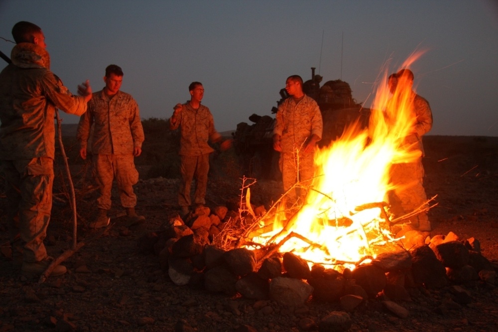 French Army Teaches 24th MEU Marines Desert Survival Skills