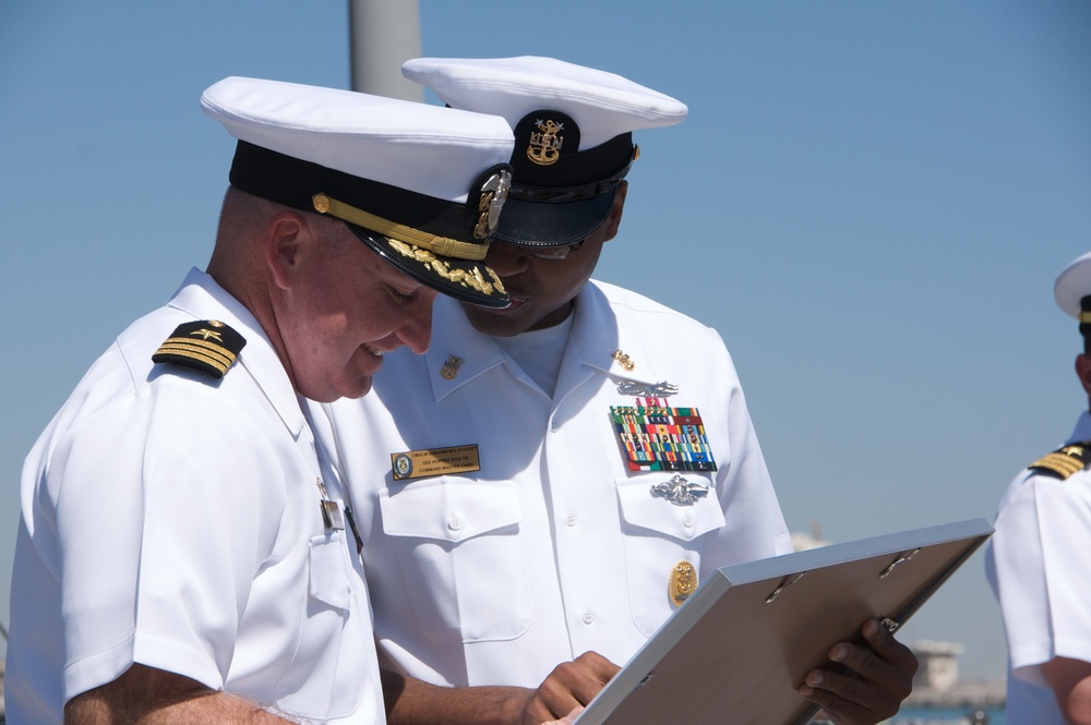 Melody Relieves Kott As USS Hopper Commander