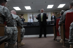 City Council educates No Slack leaders on assisting government