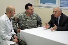 Kosovo hospital helps train U.S. KFOR EMT students