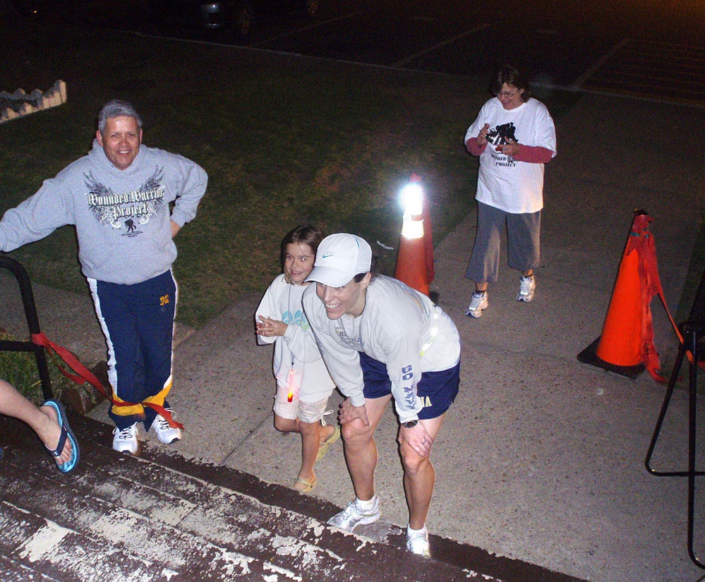Military couple runs 50 miles for wounded warriors