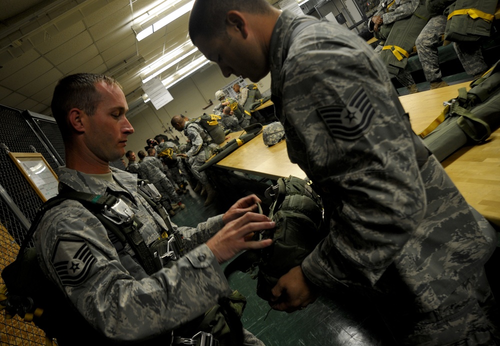 JCSE Static Line Parachute Jump