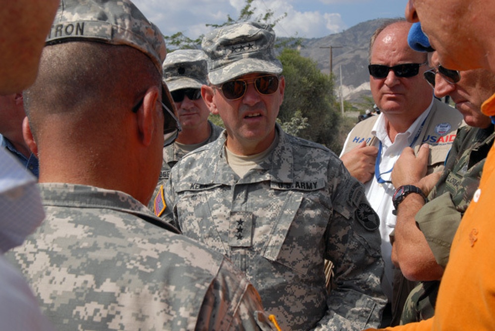 DVIDS - Images - Joint Task Force - Haiti commander visits [Image 1 of 6]