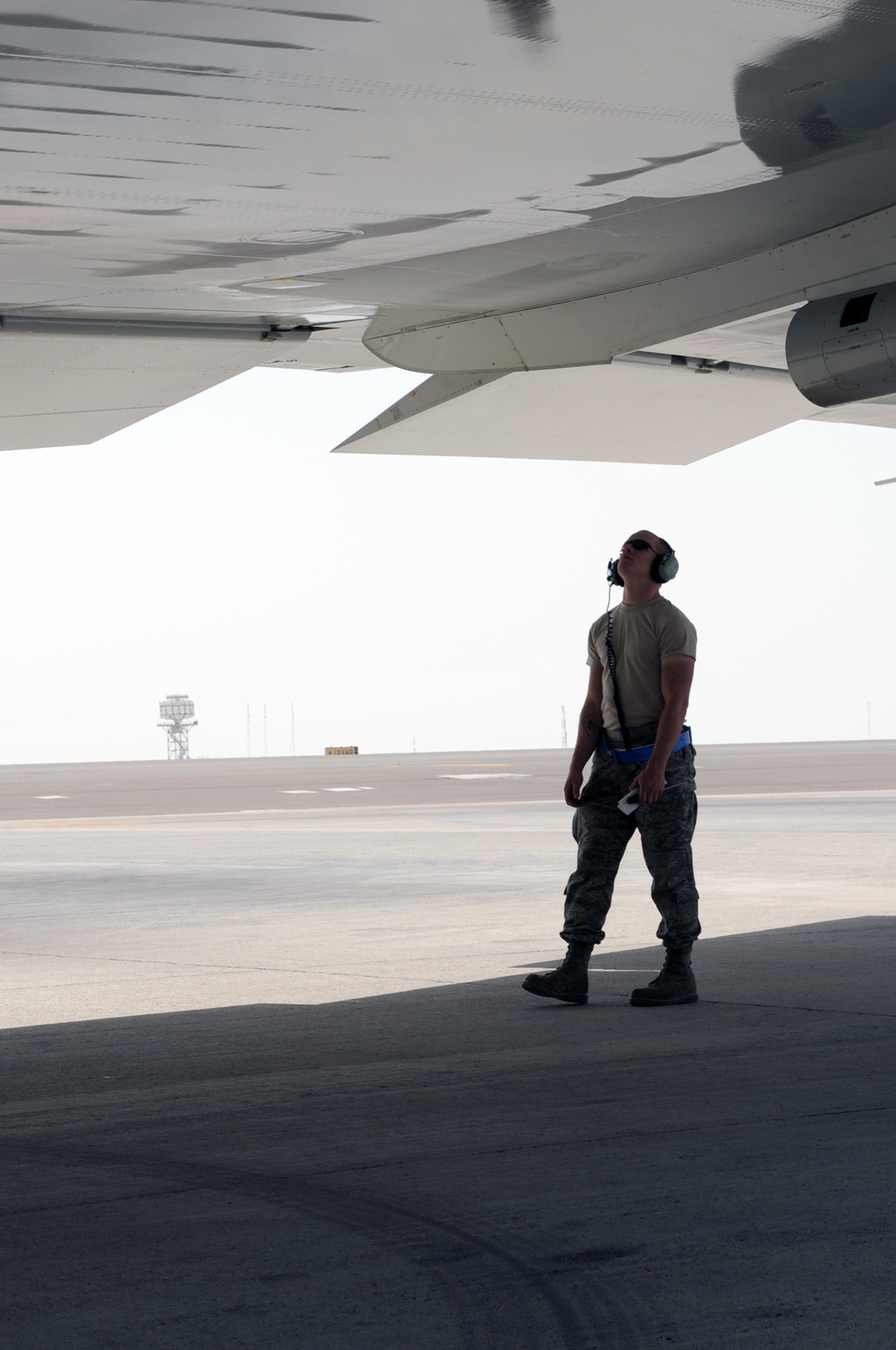 Sentry Maintenance Airmen Recover E-3 in Southwest Asia