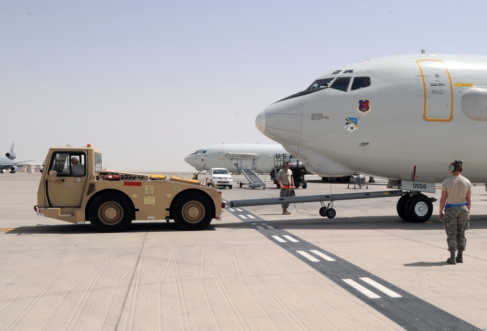 Sentry Maintenance Airmen Recover E-3 in Southwest Asia