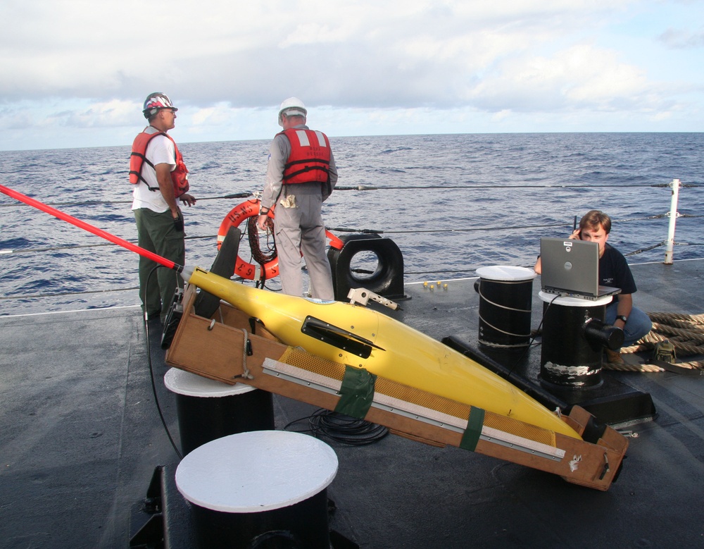 Sailors conduct oceanographic surveys