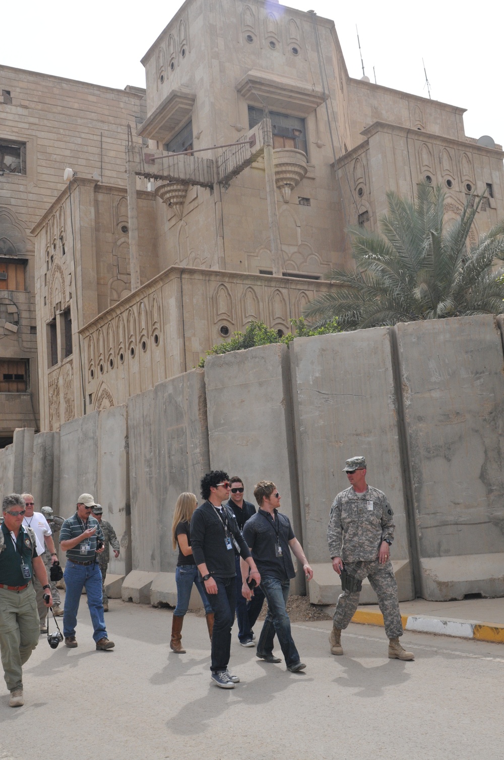 Whitney Duncan Band Performs in Baghdad