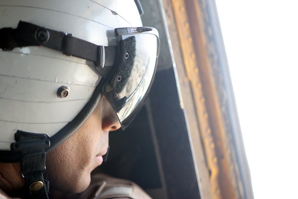 HMH-466 Provides Heavy Lift for Marines in Marjah